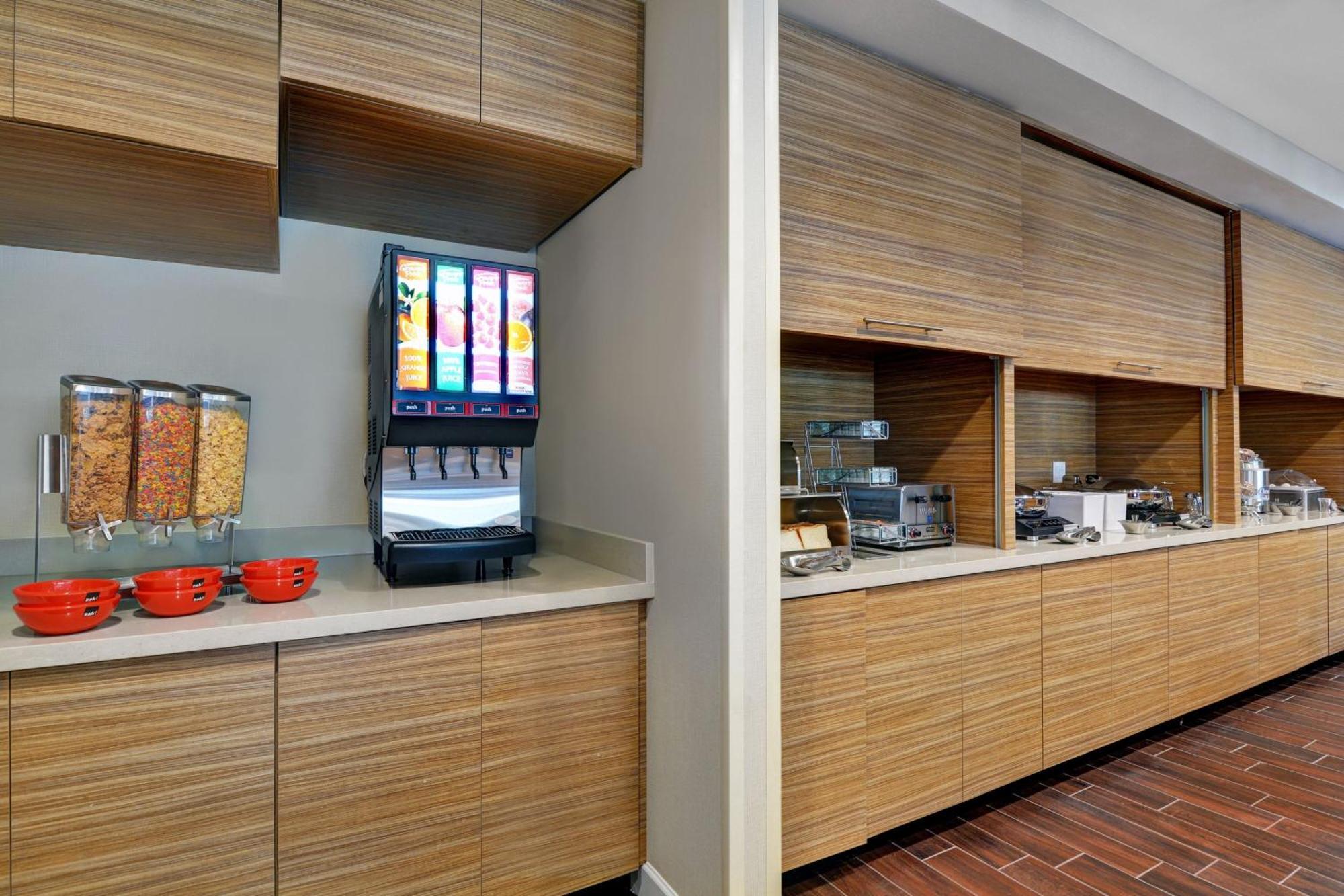 Towneplace Suites By Marriott Jacksonville East Экстерьер фото